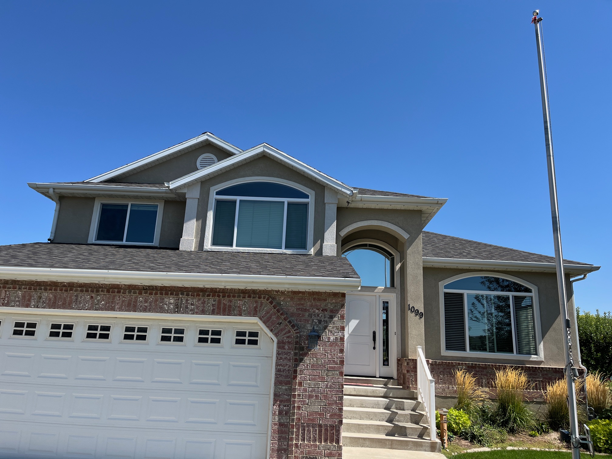 window replacement stucco home